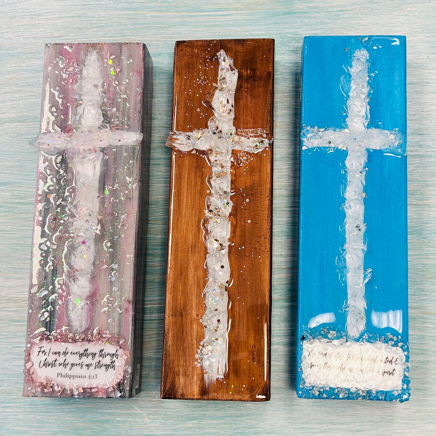 Adult Glass Tree or Cross Resin Class Sun. 10/29 at 2:00 pm